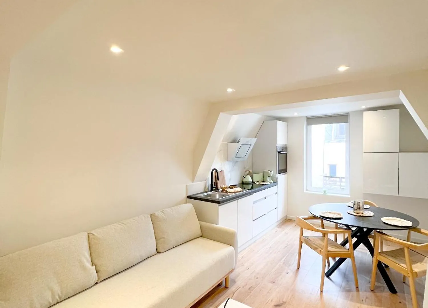 Mayfair Suites Antwerp Apartment